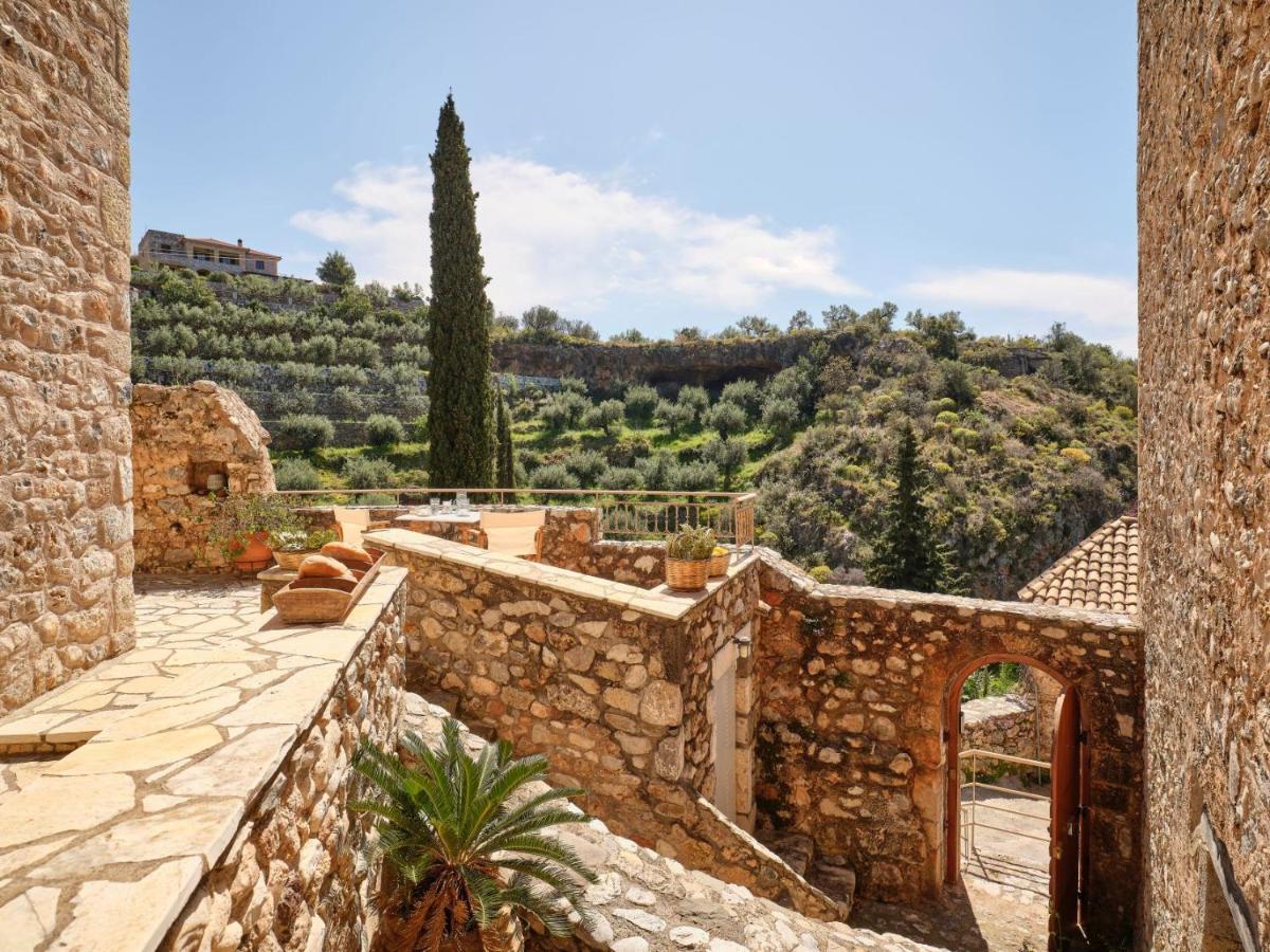 Villa Petreas Castle Kardamyli Exterior foto